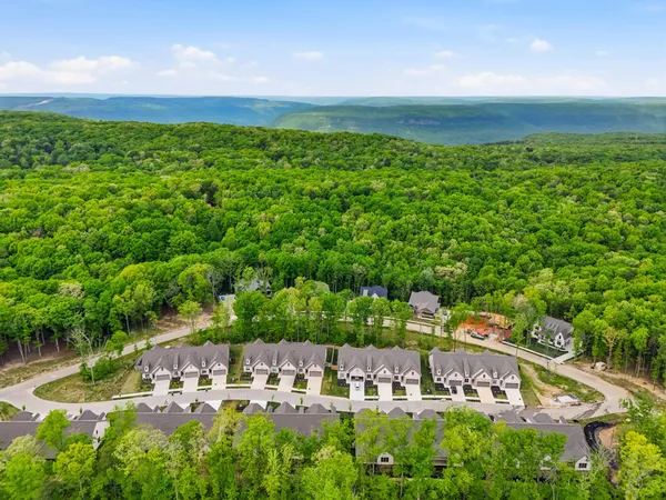 $715,000 | 4681 Dempsey Way, Chattanooga, TN 37419