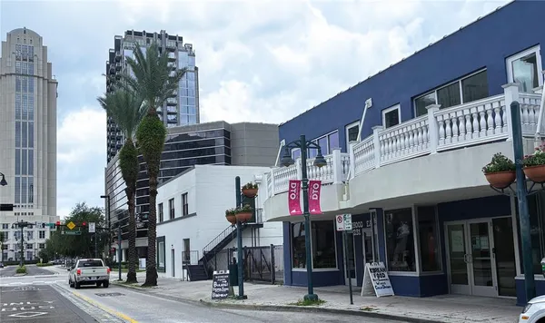 $642 | 227 North Magnolia Avenue, Unit 202, Orlando, FL 32801