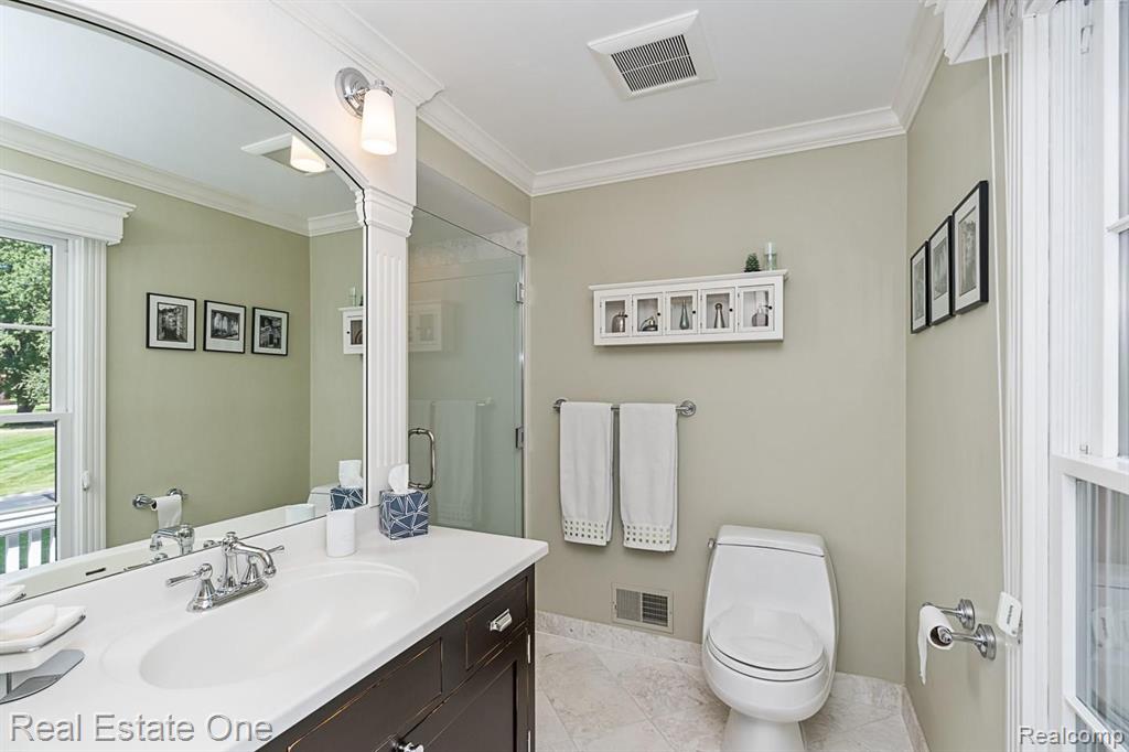 1391 Chestnut Lane Rochester Hills, MI 48309 - Photo 32 of 52