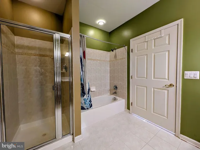 $2,400 | 6214 Westchester Park Drive, Unit 402F, College Park, MD 20740