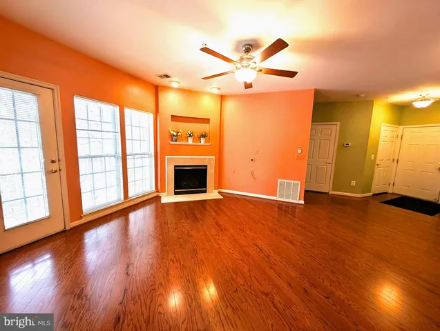 $2,400 | 6214 Westchester Park Drive, Unit 402F, College Park, MD 20740