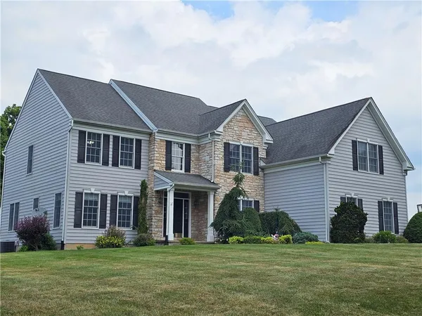$874,900 | 115 Fox Run, Easton, PA 18042