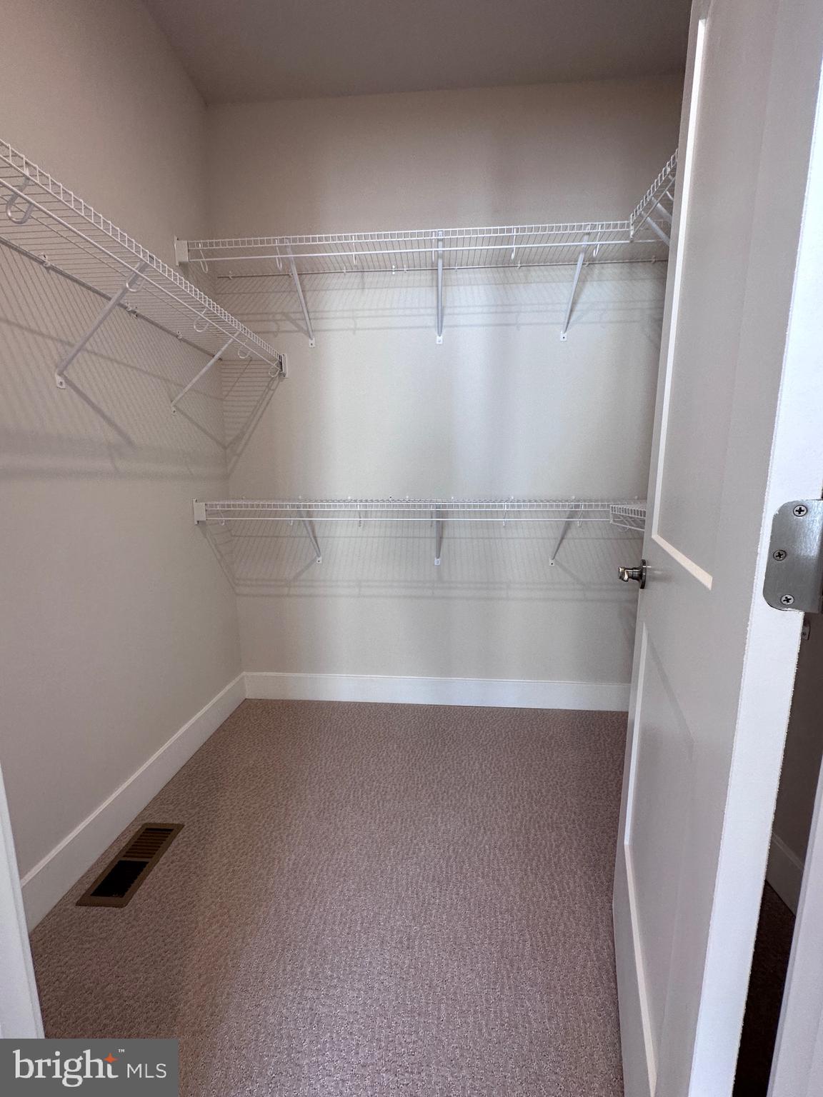 2453 Liberty Loop Herndon, VA 20171 - Photo 12 of 26