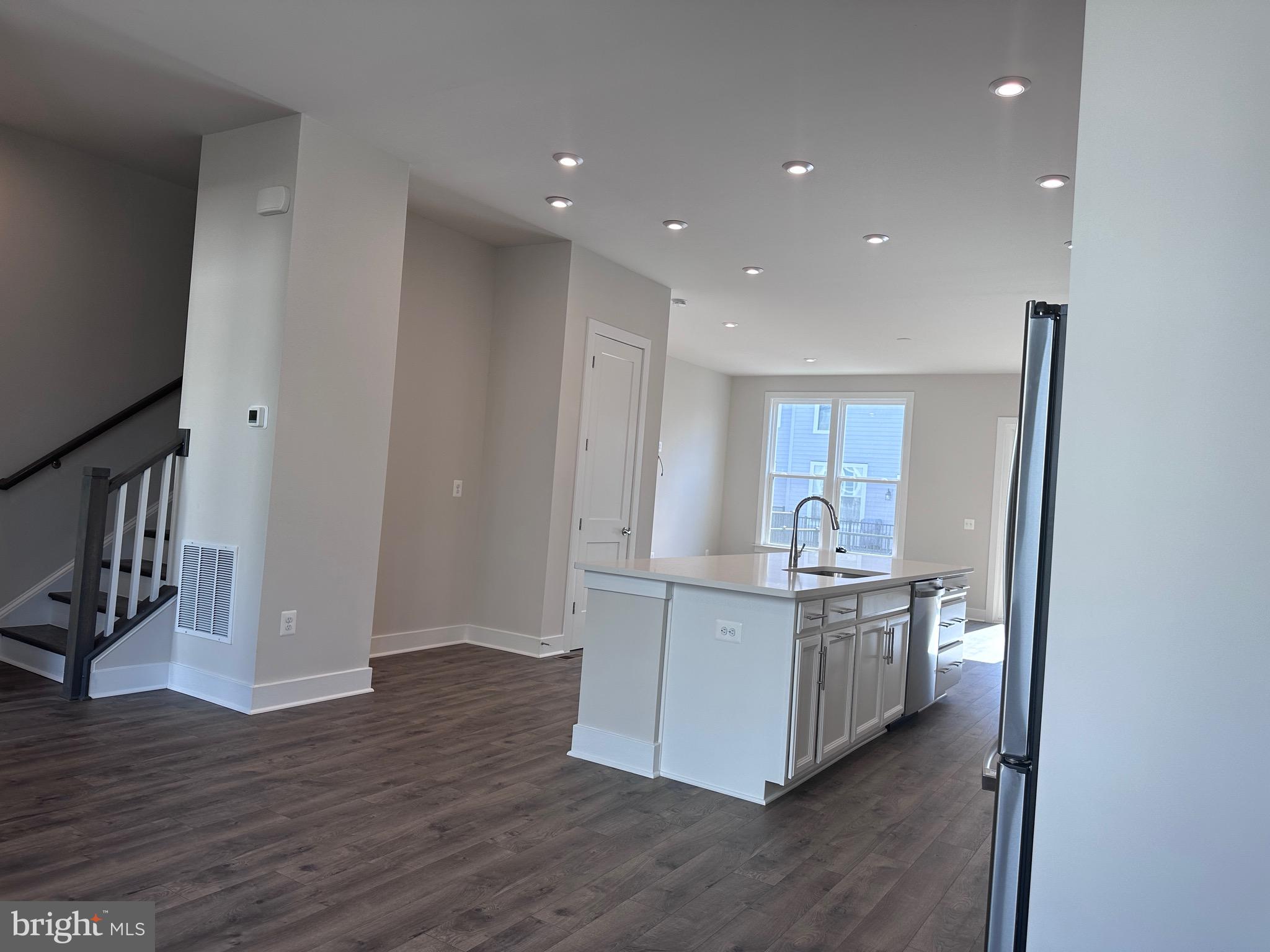 2453 Liberty Loop Herndon, VA 20171 - Photo 6 of 26