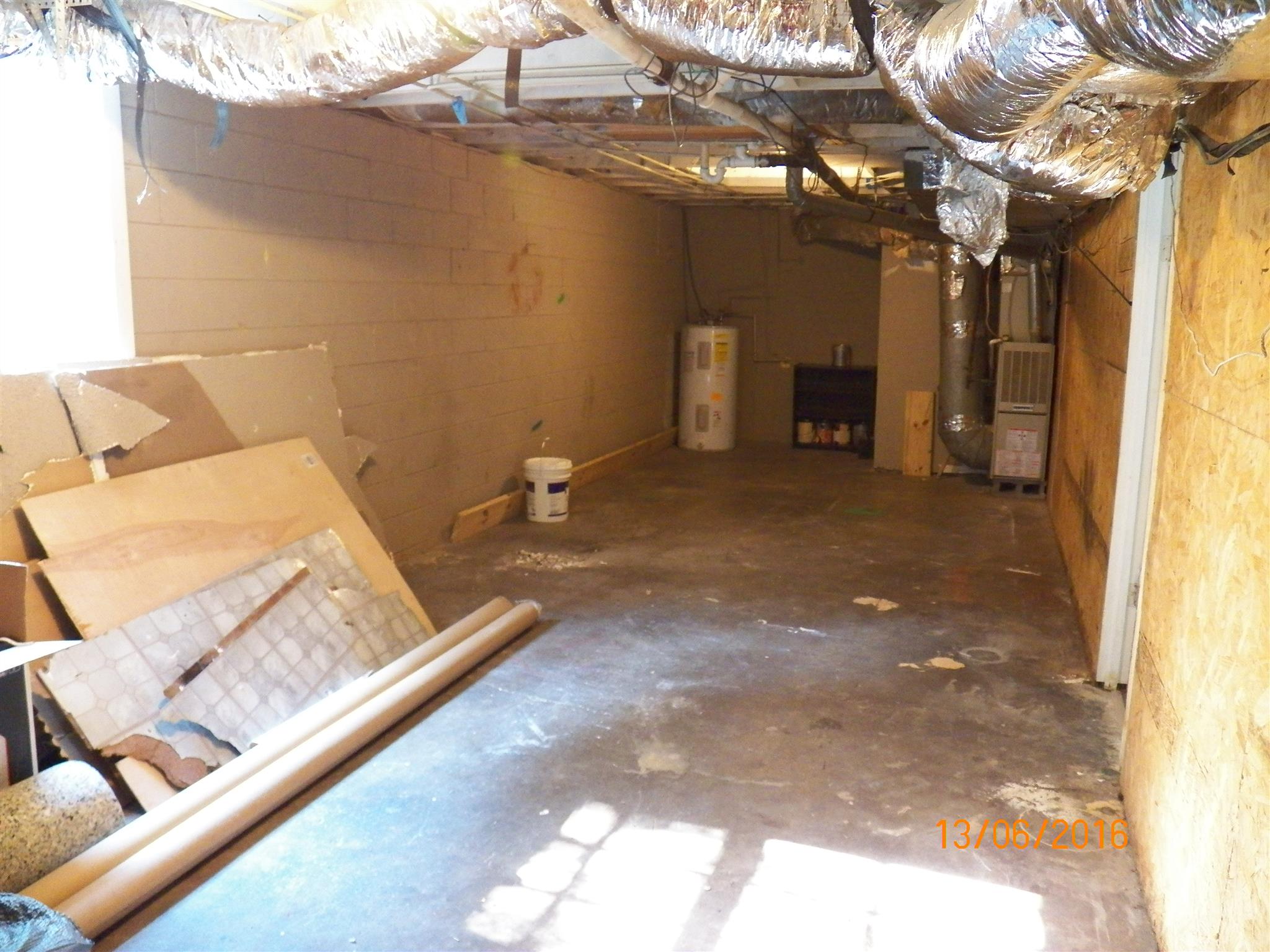 2901 Anderson Road Nashville, TN 37217 - Photo 12 of 20 a view of a room with wooden floor