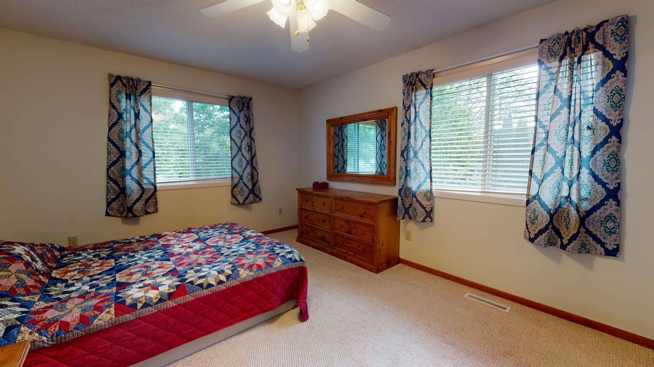 2421 60th Street Northwest Rochester, MN 55901 - Photo 16 of 32
