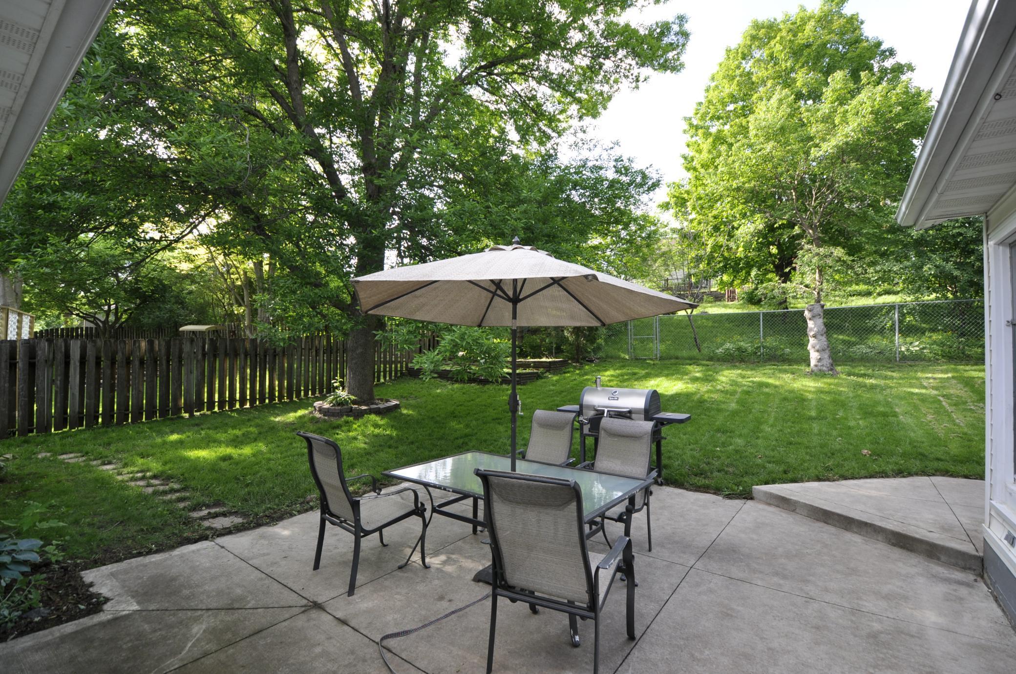 2421 60th Street Northwest Rochester, MN 55901 - Photo 29 of 32