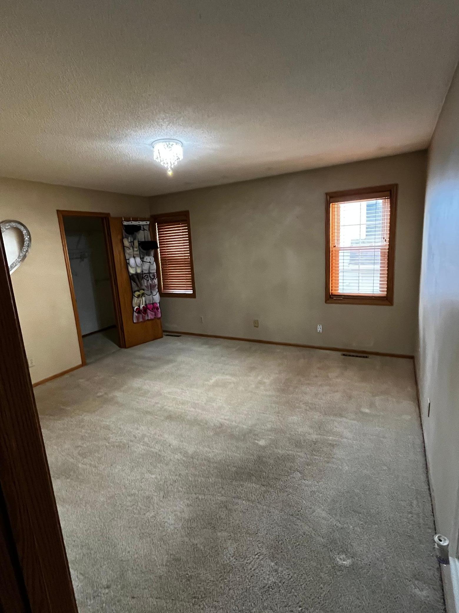 9023 Nantwick Ridge Brooklyn Park, MN 55443 - Photo 7 of 57