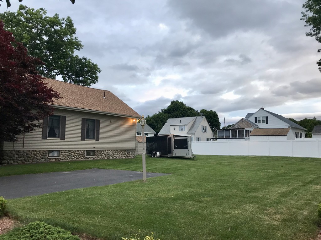67 Purchase Street Worcester, MA 01606 - Photo 3 of 29 Gallery Image 3