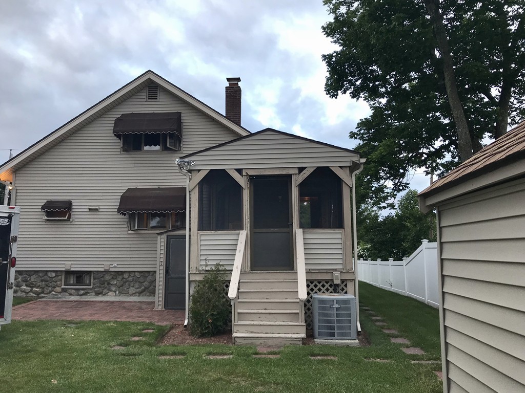 67 Purchase Street Worcester, MA 01606 - Photo 5 of 29 Gallery Image 5