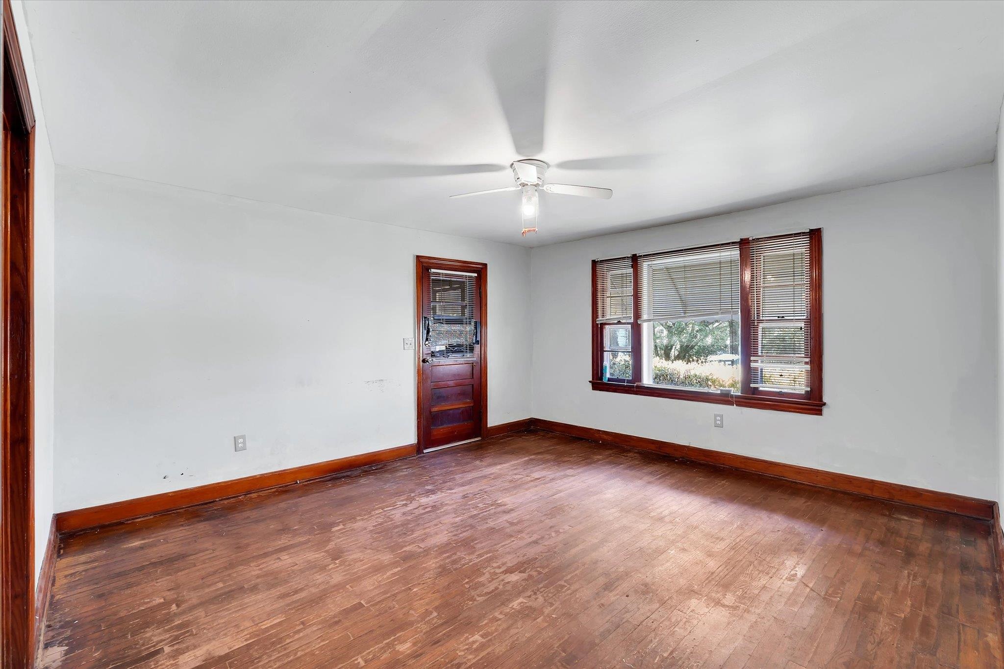 211 Piney Road Greenville, SC 29611 - Photo 8 of 28 Gallery Image 8