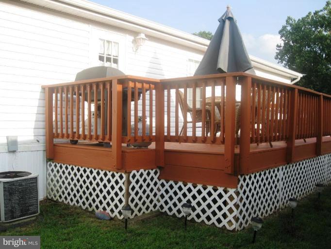 251 Rips Drive Lothian, MD 20711 - Photo 9 of 11 Custom Sundeck