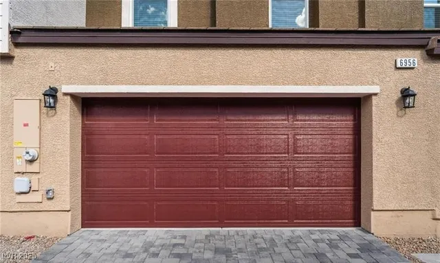 $1,940 | 6956 Honor Hill Street, Las Vegas, NV 89166