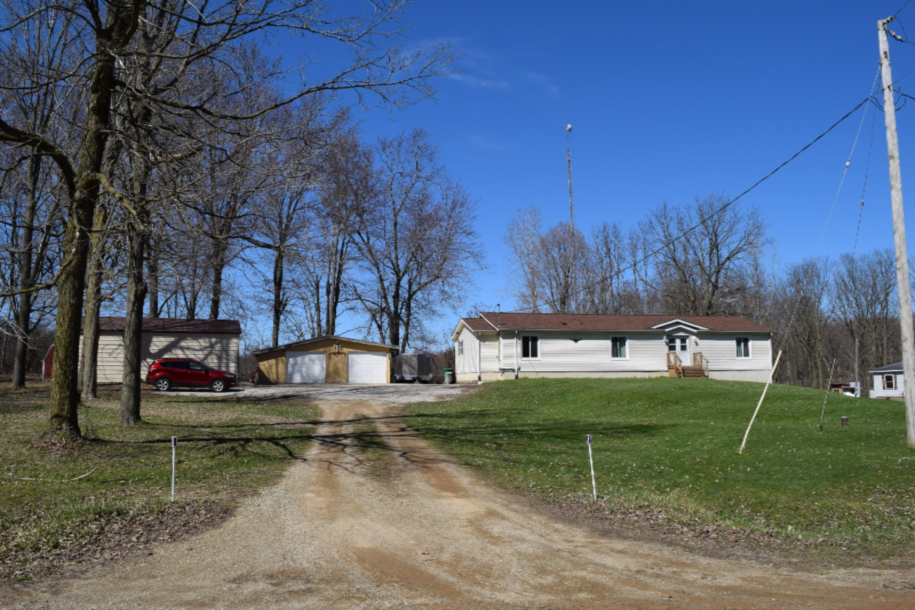 340 Francisco Road Union City, MI 49094 - Photo 2 of 43 DSC_0455