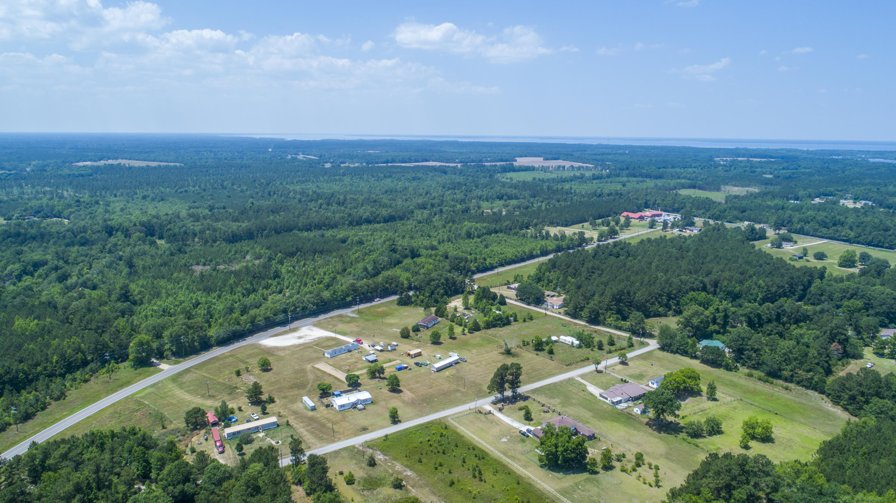 County line Rd