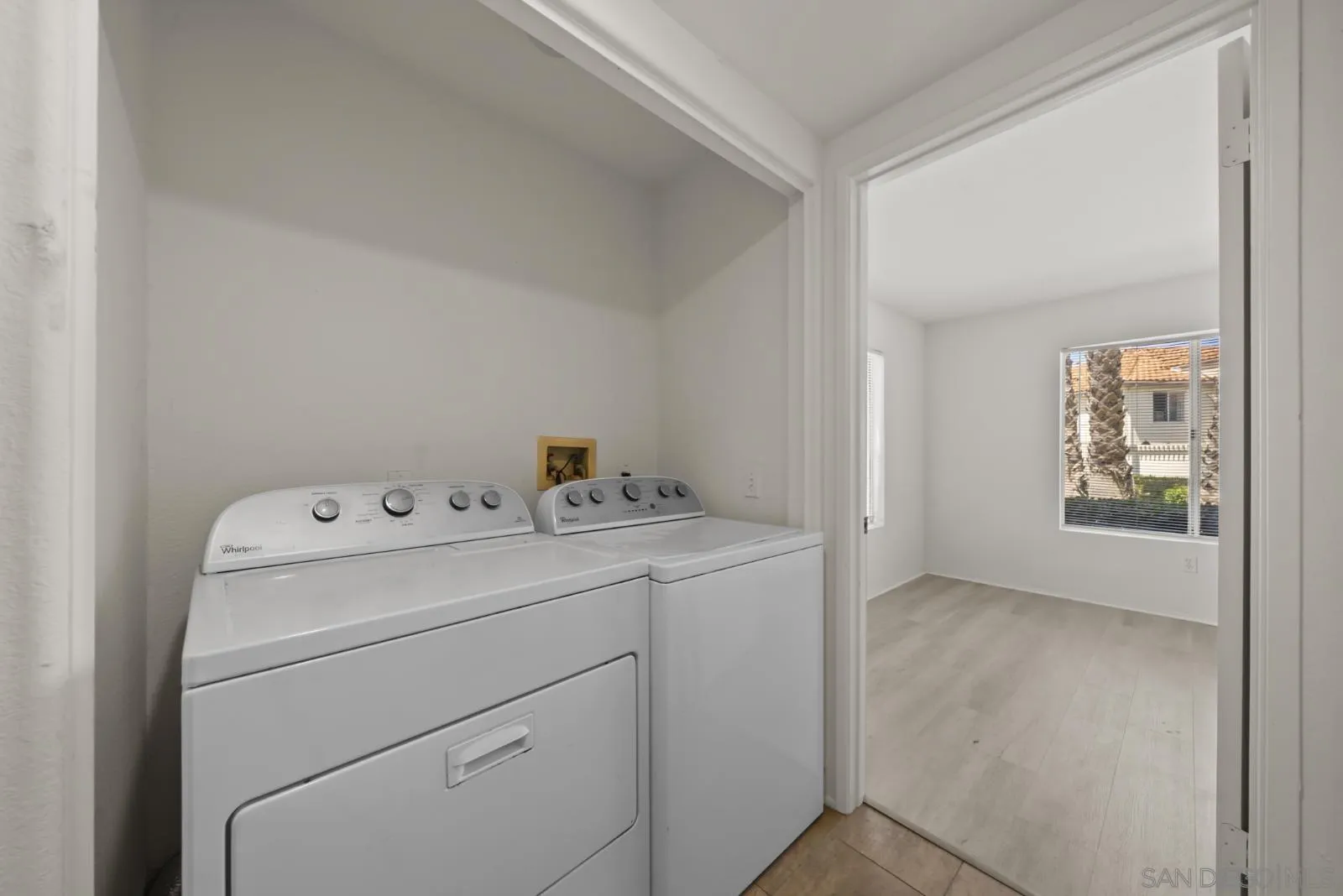 440 Ribbon Beach Way, Unit 270 Oceanside, CA 92058 - Photo 8 of 33 Gallery Image 8