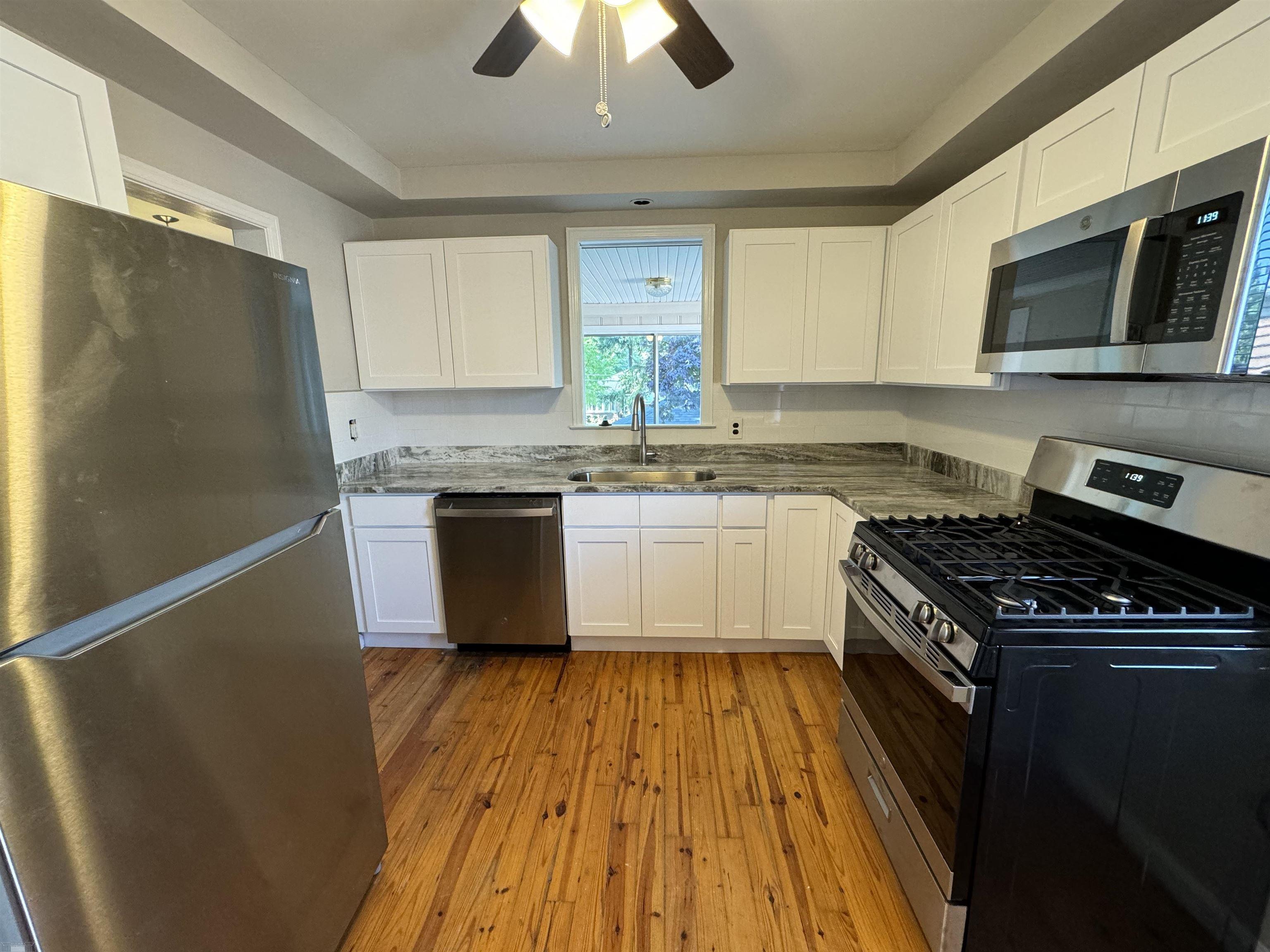 855 Neff Road Grosse Pointe, MI 48230 - Photo 3 of 13