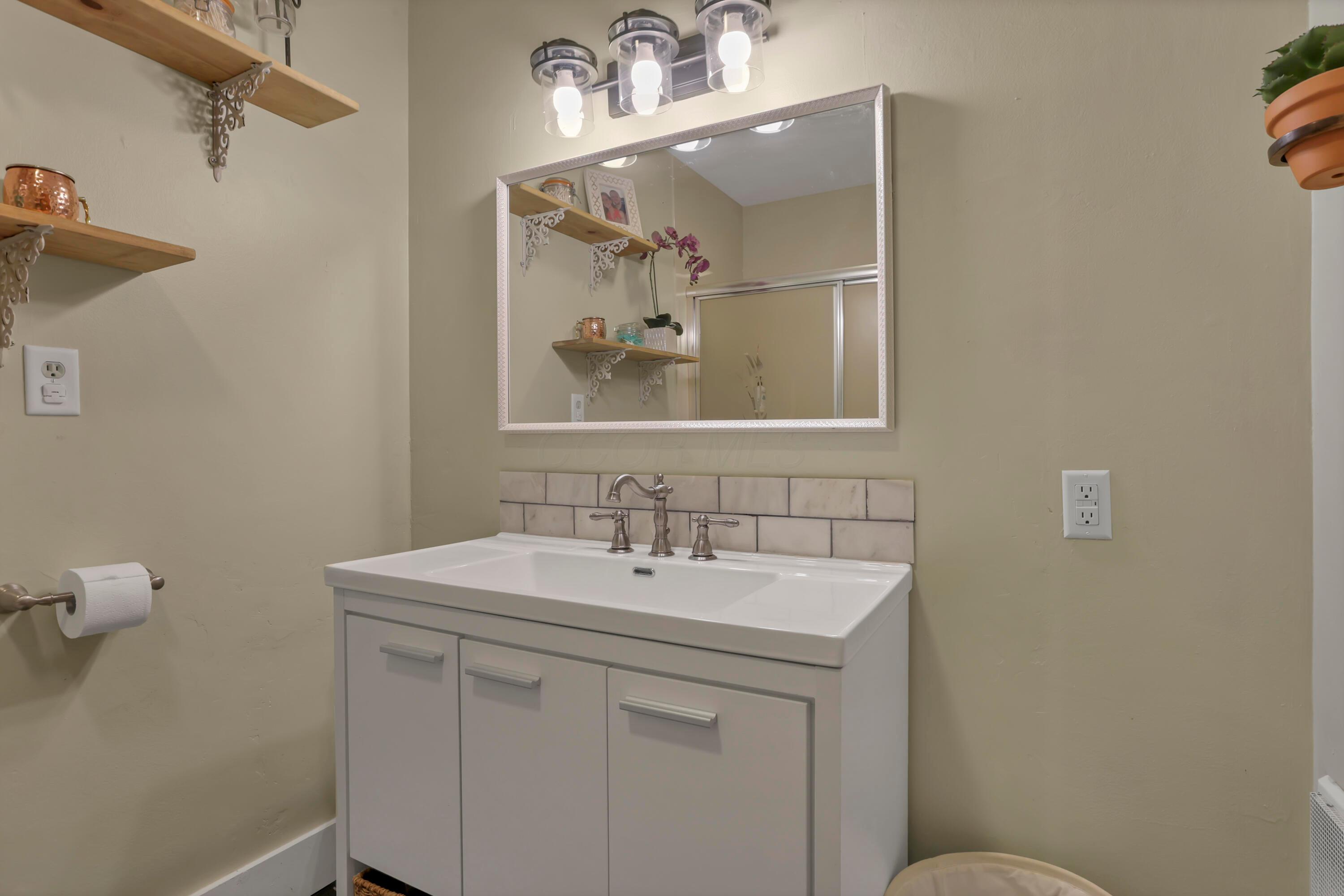 4525 Norton Road Radnor, OH 43066 - Photo 27 of 61 28-print-939A5121