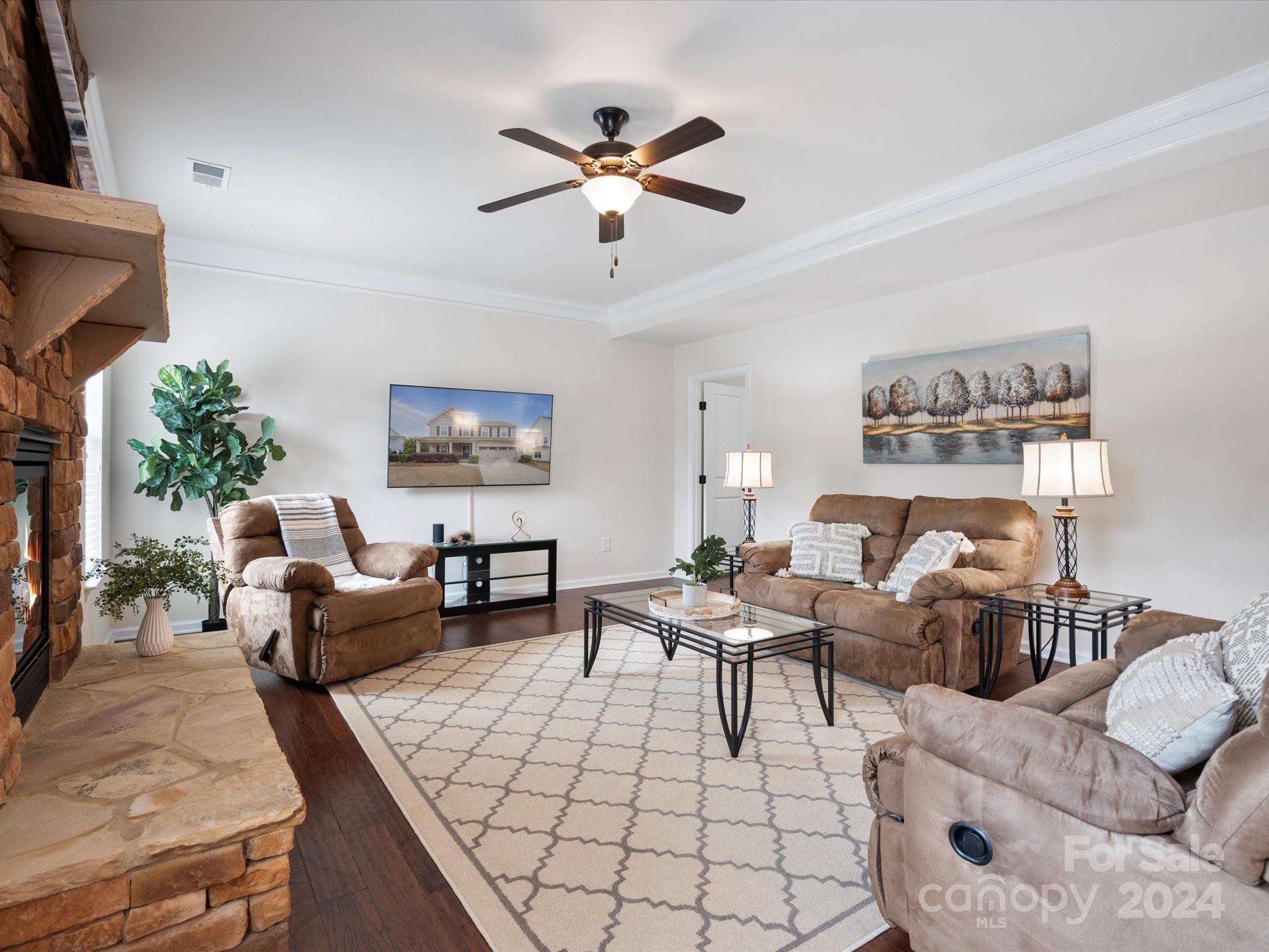 1617 Ridgehaven Road Waxhaw, NC 28173 - Photo 18 of 47 a living room with furniture
