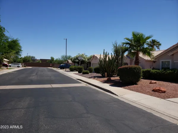 a house view with a outdoor space