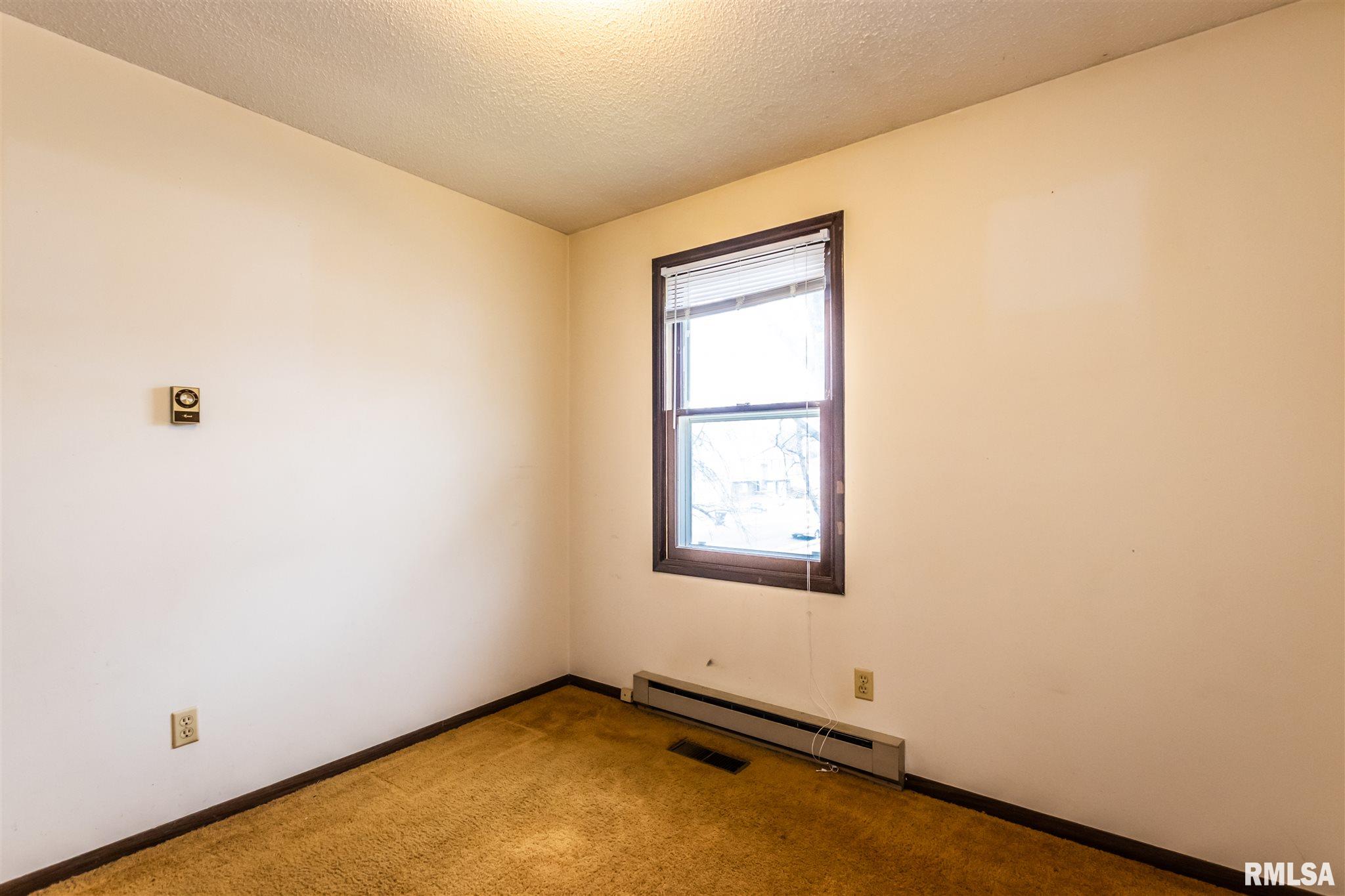 4438 West Castleton Road Peoria, IL 61615 - Photo 14 of 43 Gallery Image 14