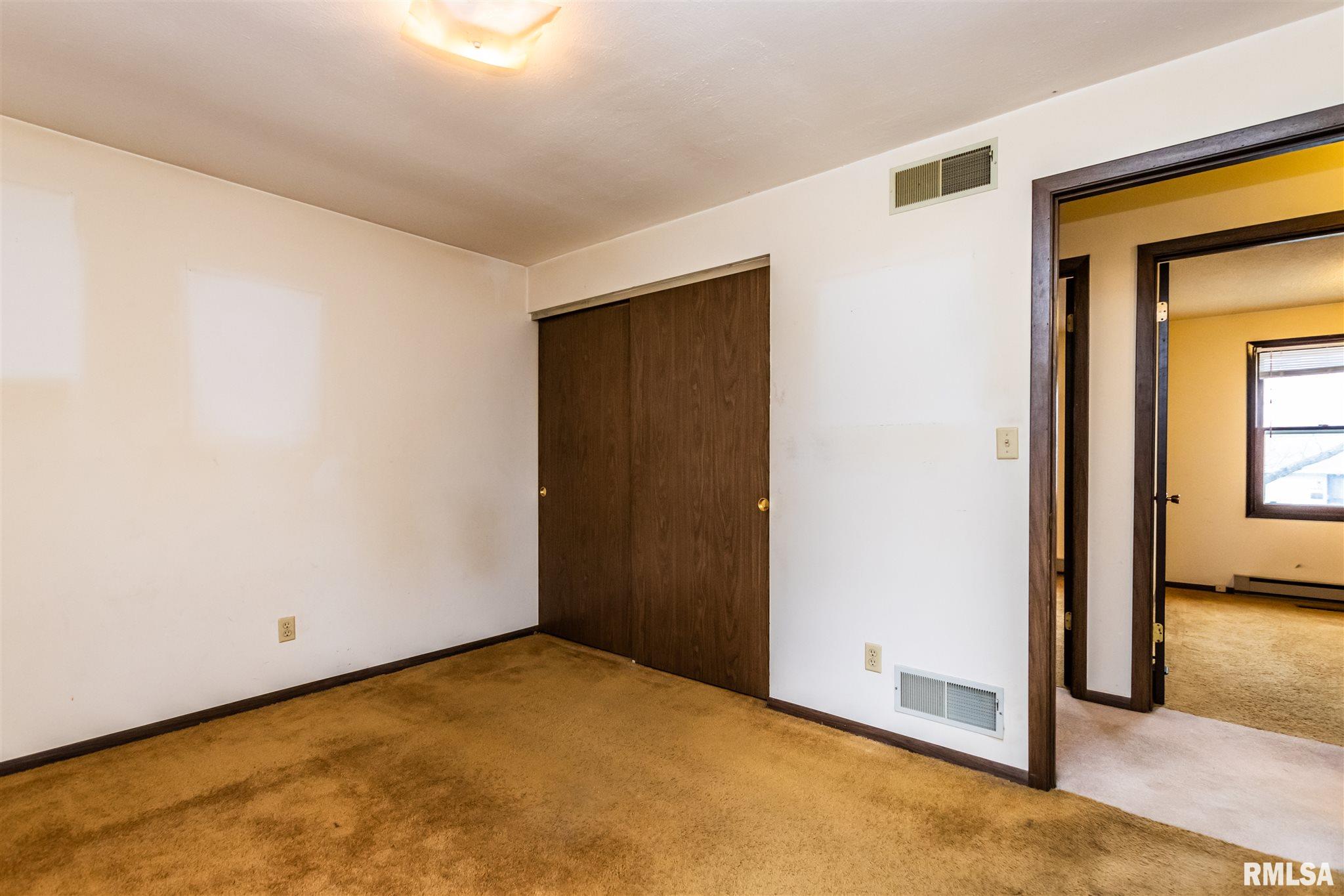 4438 West Castleton Road Peoria, IL 61615 - Photo 19 of 43 Gallery Image 19