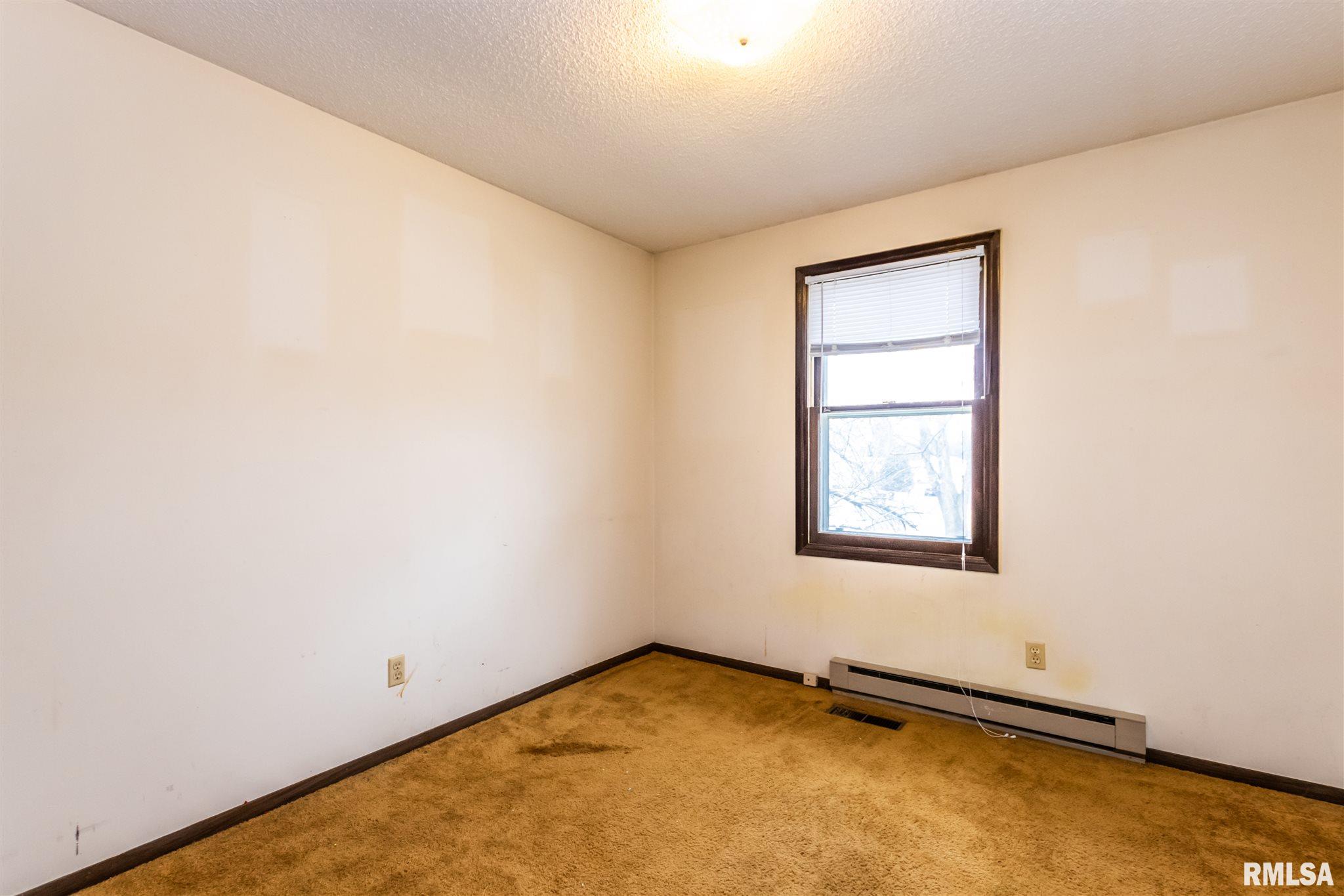 4438 West Castleton Road Peoria, IL 61615 - Photo 22 of 43 Gallery Image 22