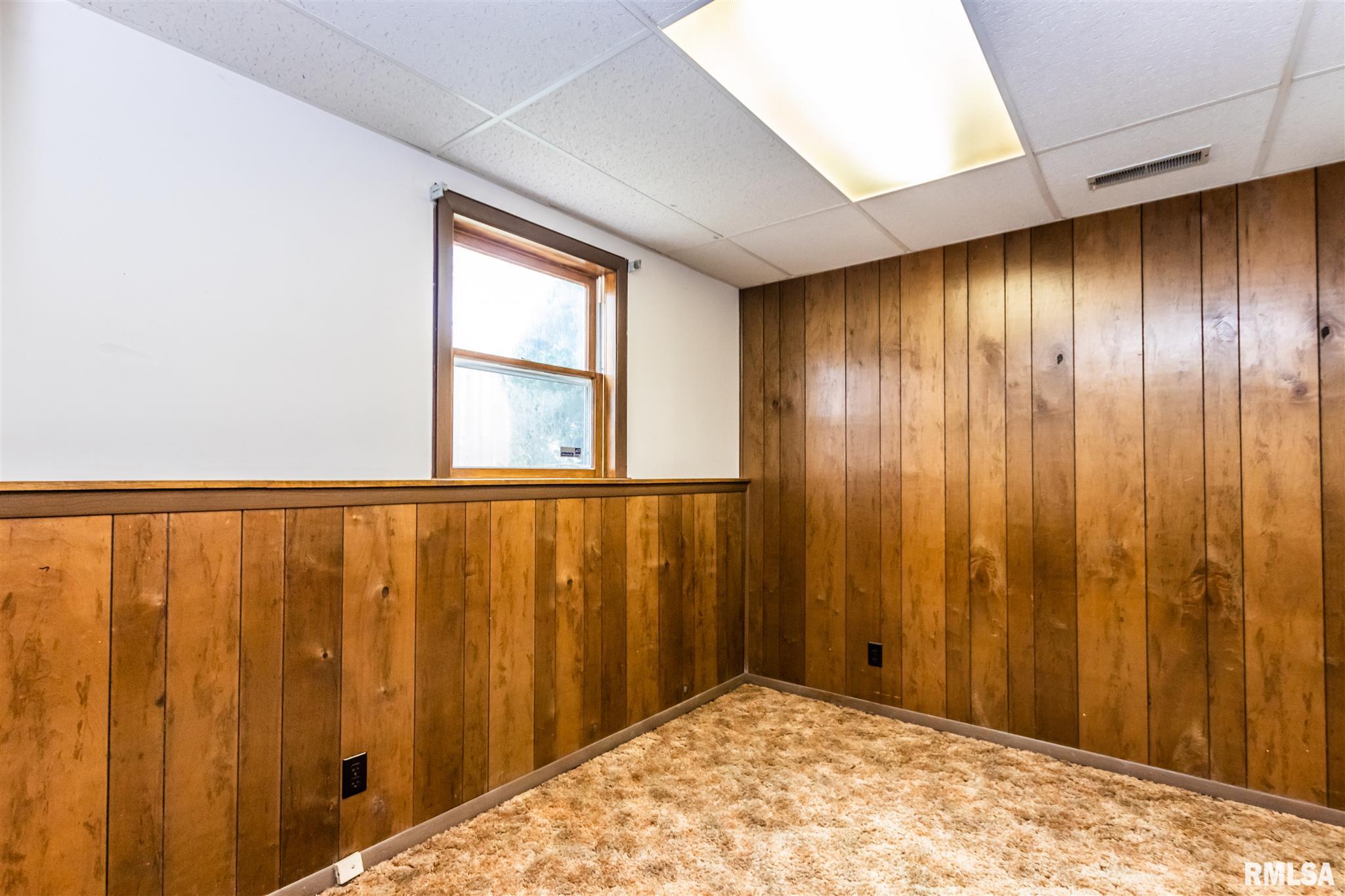 4438 West Castleton Road Peoria, IL 61615 - Photo 30 of 43 Gallery Image 30