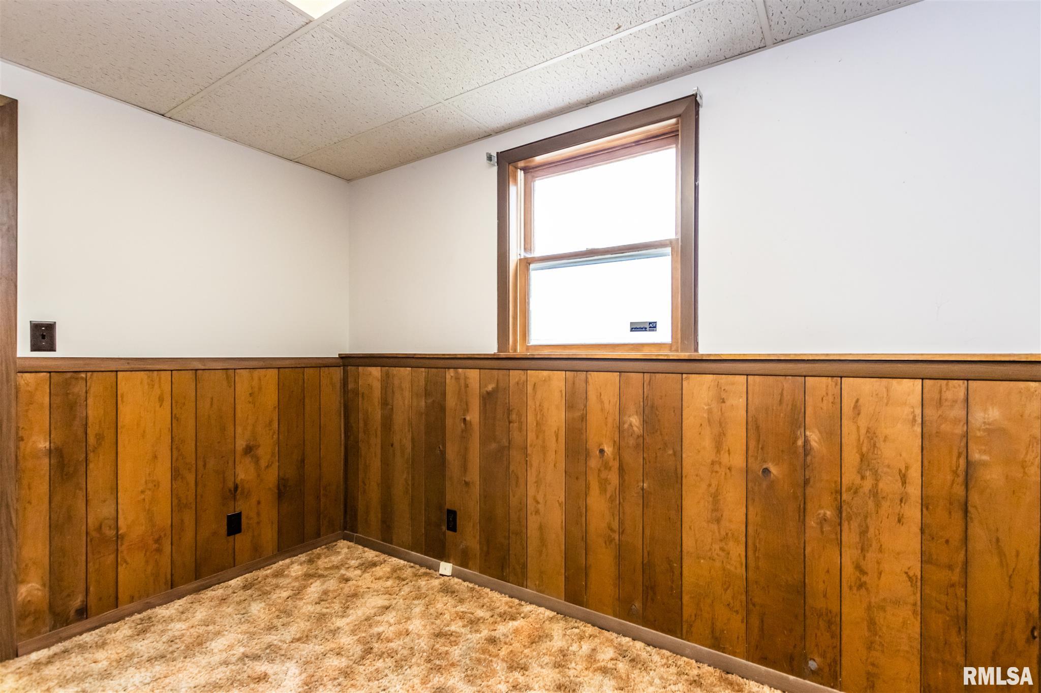4438 West Castleton Road Peoria, IL 61615 - Photo 33 of 43 Gallery Image 33