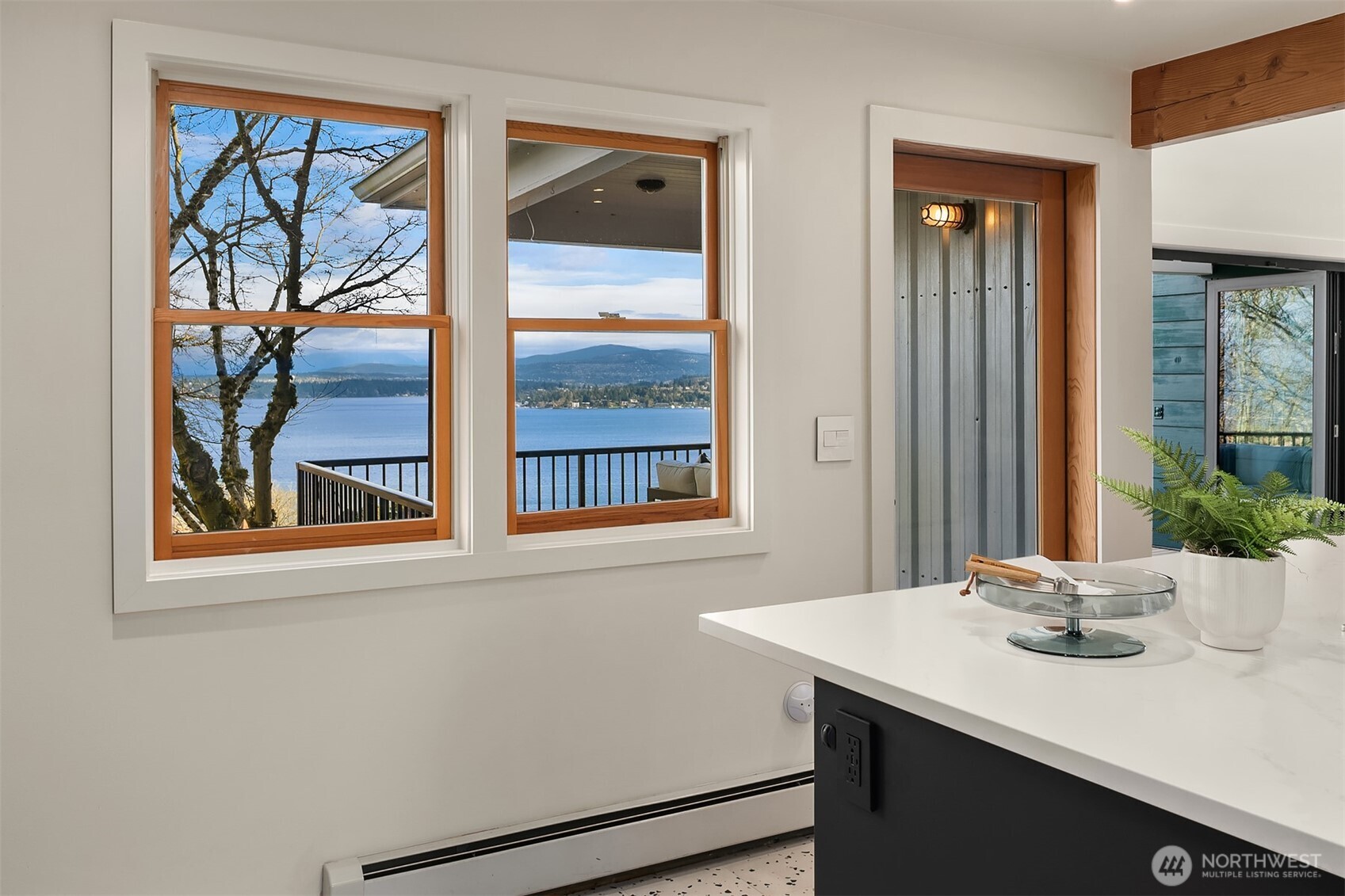 632 35th Avenue Seattle, WA 98122 - Photo 18 of 40