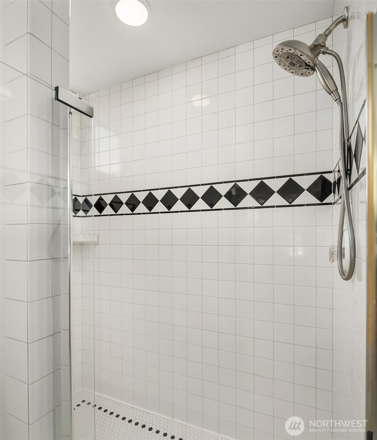 632 35th Avenue Seattle, WA 98122 - Photo 25 of 40