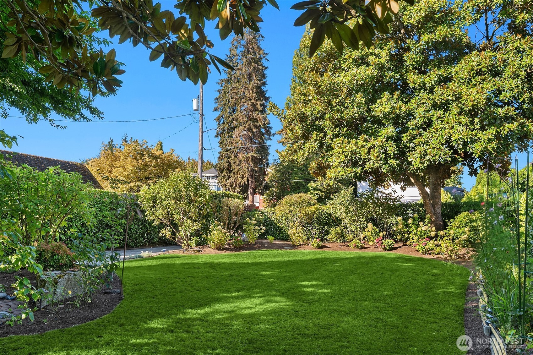 632 35th Avenue Seattle, WA 98122 - Photo 5 of 40