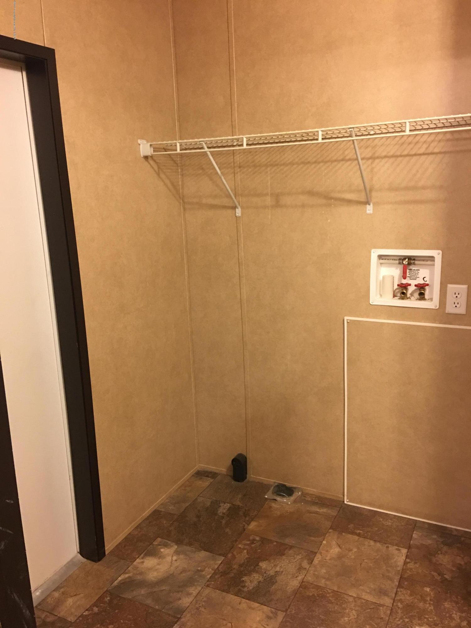 6701 Susie Road Amarillo, TX 79118 - Photo 24 of 30 Utility Room