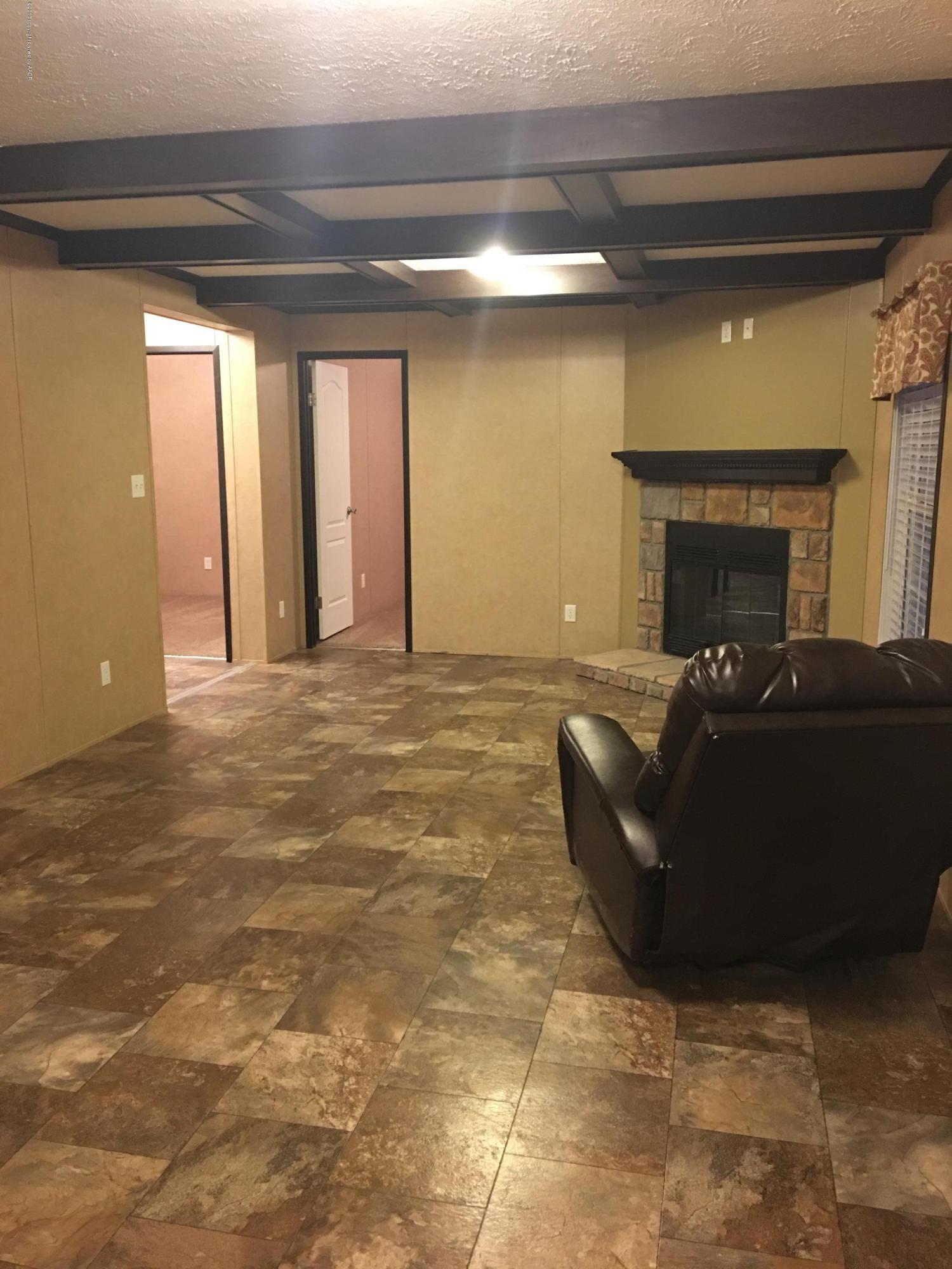 6701 Susie Road Amarillo, TX 79118 - Photo 3 of 30 Den 2