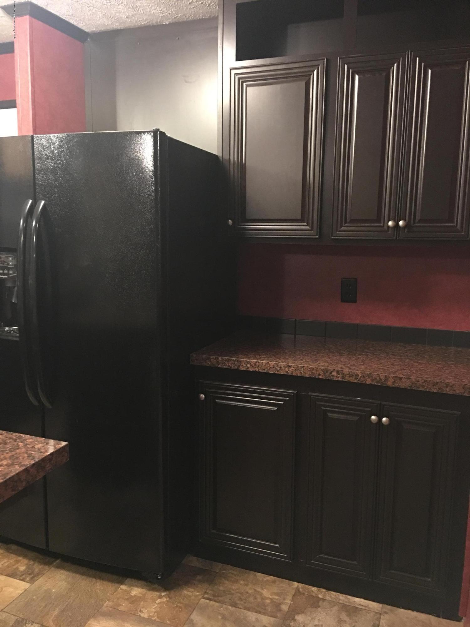 6701 Susie Road Amarillo, TX 79118 - Photo 8 of 30 Kitchen 2