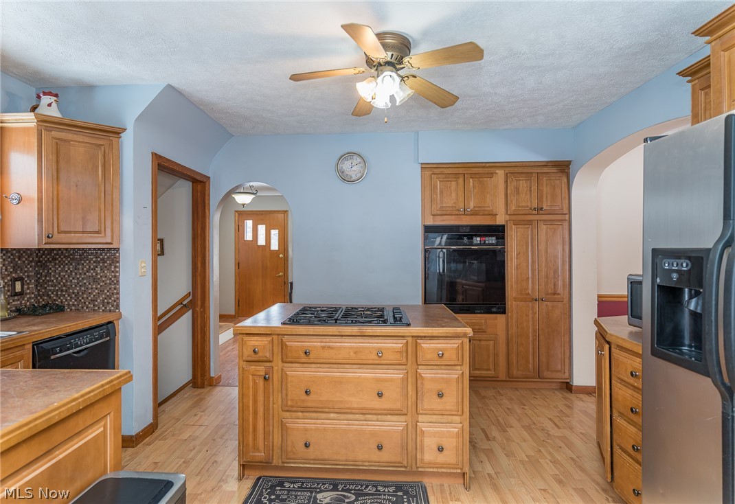 7954 Richard Road Broadview Heights, OH 44147 - Photo 5 of 35 Gallery Image 5