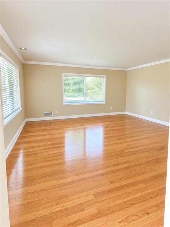 8721 Reeds Road Overland Park, KS 66207 - Photo 5 of 8 Gallery Image 5