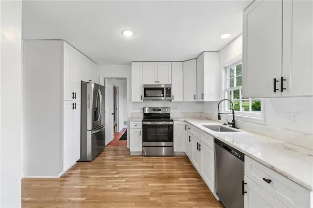 $349,000 | 12108 Markham Road, Independence, MO 64052