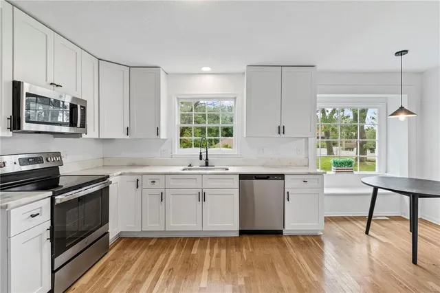 $349,000 | 12108 Markham Road, Independence, MO 64052