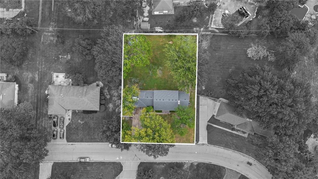 12108 Markham Road Independence, MO 64052 - Photo 33 of 55