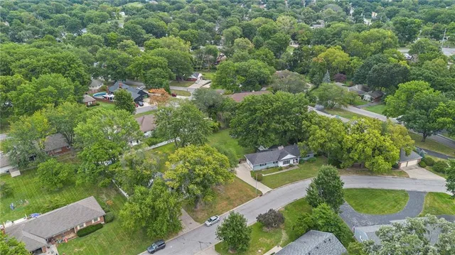 $349,000 | 12108 Markham Road, Independence, MO 64052