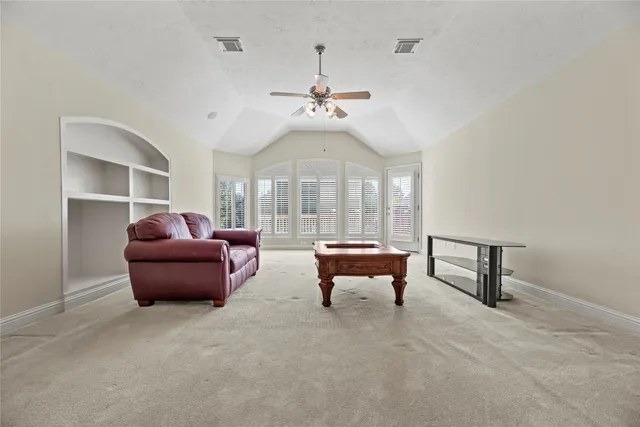 $640,000 | 11 Bentley Park Court, Houston, TX 77070