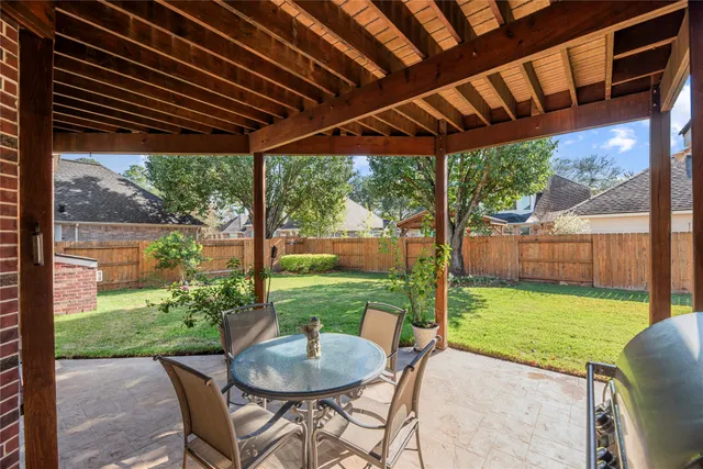 $640,000 | 11 Bentley Park Court, Houston, TX 77070