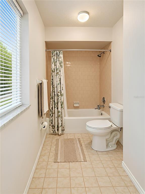 4227 Conrad Road Venice, FL 34293 - Photo 12 of 19 Gallery Image 12