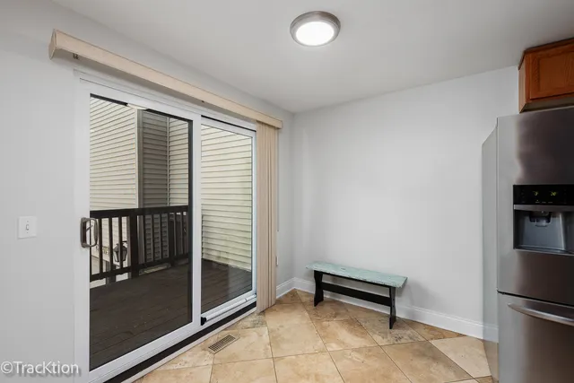 $319,900 | 29W425 Thornwood Lane, Warrenville, IL 60555