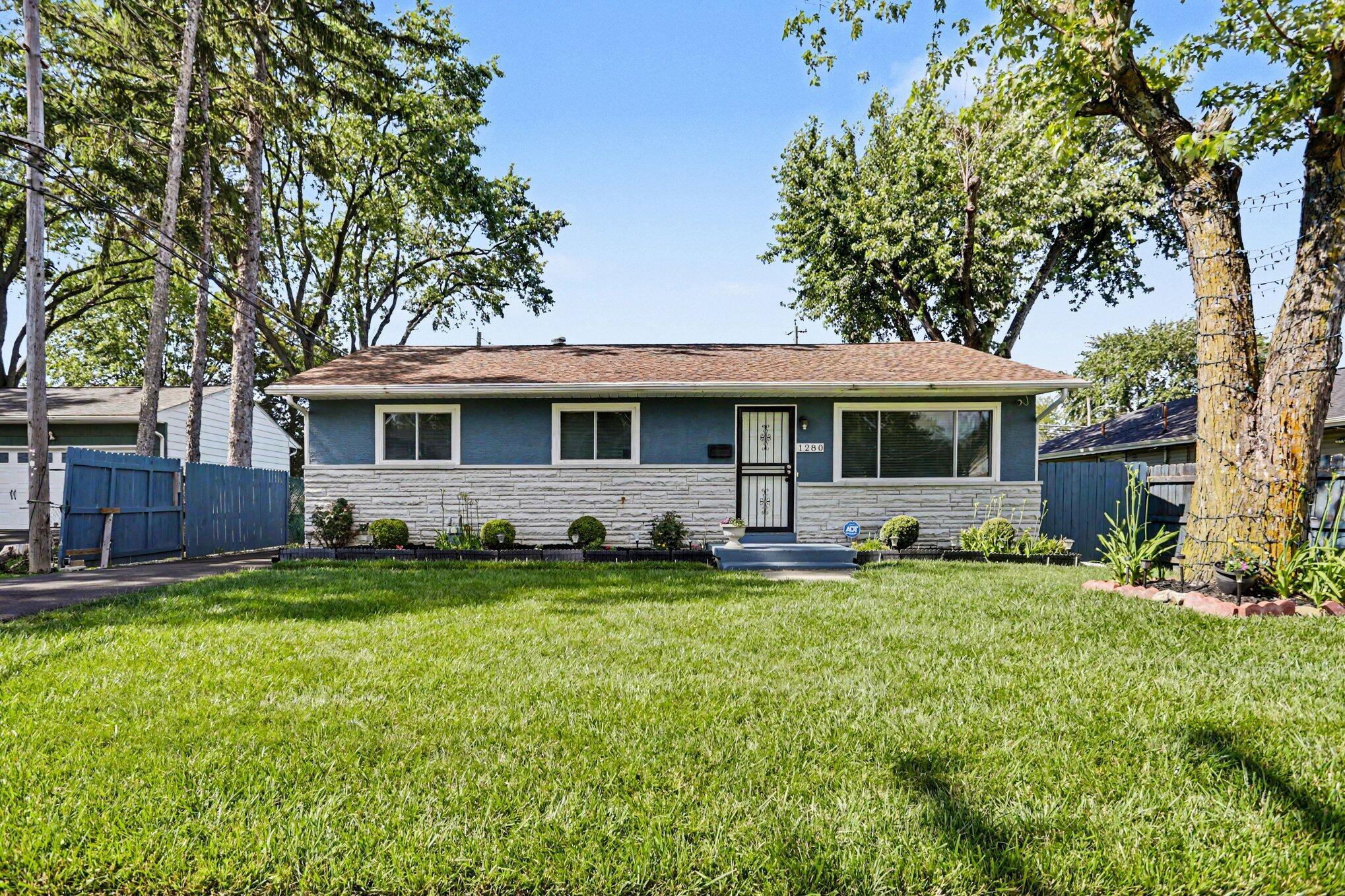 1280 Smith Road Columbus, OH 43207 - Photo 2 of 26