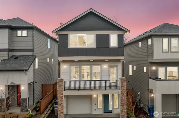 $949,950 | 309 207th Place Southeast, Bothell, WA 98012