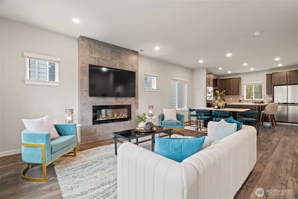 $949,950 | 309 207th Place Southeast, Bothell, WA 98012