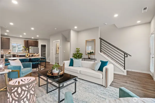$949,950 | 309 207th Place Southeast, Bothell, WA 98012