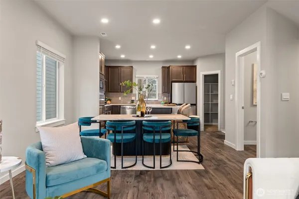 $949,950 | 309 207th Place Southeast, Bothell, WA 98012